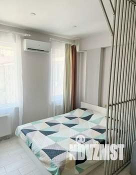 Студия квартира, посуточно, 32м2, 3/3 этаж