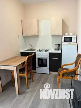 Студия квартира, посуточно, 75м2, 3/3 этаж