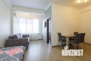 1-к квартира, посуточно, 40м2, 6/6 этаж