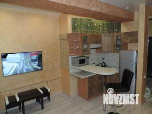 Студия квартира, посуточно, 35м2, 3/9 этаж