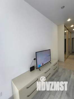 Студия квартира, посуточно, 35м2, 16/20 этаж