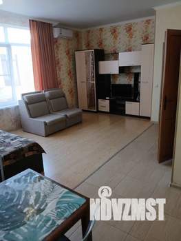 Студия квартира, посуточно, 32м2, 3/3 этаж