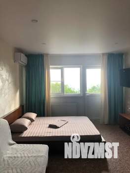 Студия квартира, посуточно, 25м2, 2/2 этаж