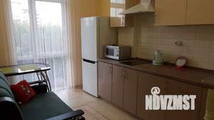 1-к квартира, посуточно, 35м2, 4/10 этаж