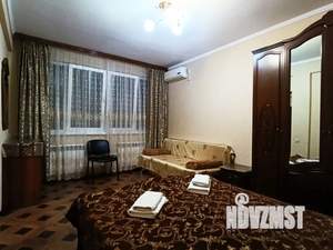 2-к квартира, посуточно, 40м2, 2/4 этаж