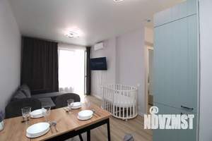 1-к квартира, посуточно, 37м2, 1/1 этаж