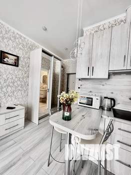 Студия квартира, посуточно, 29м2, 1/3 этаж