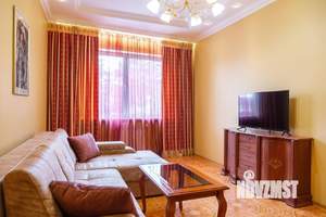 2-к квартира, посуточно, 68м2, 1/1 этаж