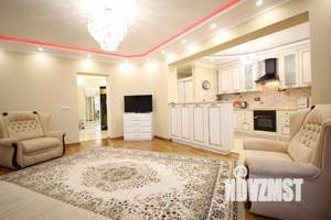 1-к квартира, посуточно, 90м2, 1/1 этаж