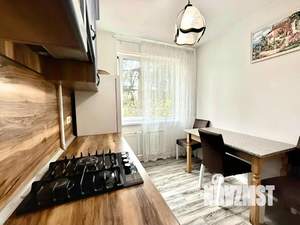 2-к квартира, посуточно, 65м2, 1/1 этаж