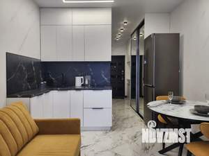 Студия квартира, посуточно, 20м2, 1/19 этаж