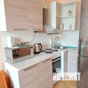 Студия квартира, посуточно, 25м2, 4/9 этаж