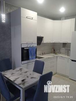 3-к квартира, посуточно, 52м2, 2/16 этаж