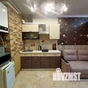 Студия квартира, посуточно, 30м2, 1/4 этаж