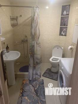 Студия квартира, посуточно, 29м2, 1/6 этаж