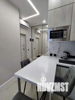 Студия квартира, посуточно, 35м2, 2/6 этаж