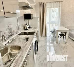Студия квартира, посуточно, 30м2, 9/12 этаж