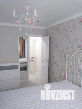 1-к квартира, посуточно, 54м2, 1/1 этаж