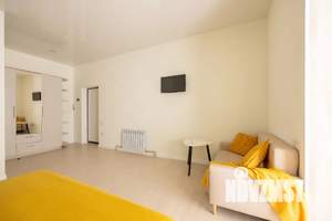 Студия квартира, посуточно, 36м2, 8/19 этаж