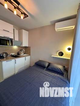 Студия квартира, посуточно, 18м2, 1/20 этаж