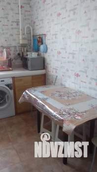 1-к квартира, посуточно, 40м2, 1/3 этаж