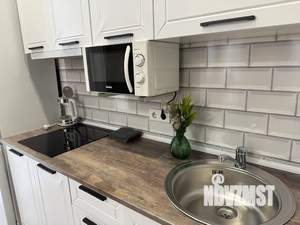 Студия квартира, посуточно, 37м2, 10/10 этаж