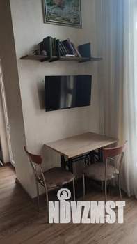 Студия квартира, посуточно, 25м2, 3/3 этаж