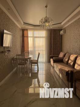 2-к квартира, посуточно, 75м2, 1/1 этаж