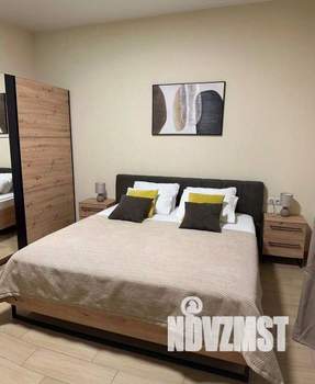 1-к квартира, посуточно, 42м2, 1/1 этаж