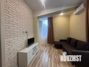 Студия квартира, посуточно, 25м2, 1/5 этаж