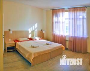 3-к квартира, посуточно, 100м2, 1/1 этаж