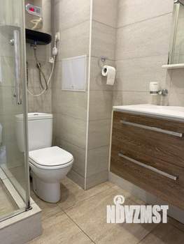 1-к квартира, посуточно, 38м2, 2/7 этаж