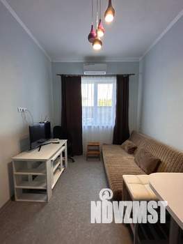 Студия квартира, посуточно, 25м2, 1/3 этаж
