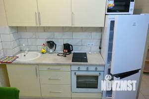 1-к квартира, посуточно, 38м2, 2/4 этаж