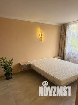 Студия квартира, посуточно, 32м2, 1/1 этаж