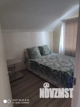 Студия квартира, посуточно, 40м2, 3/3 этаж