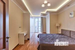 4-к квартира, на длительный срок, 130м2, 6/7 этаж