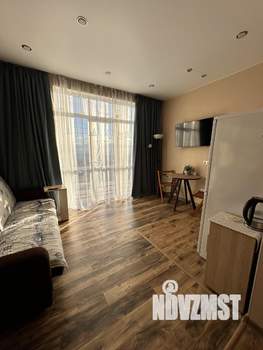 Студия квартира, посуточно, 30м2, 1/3 этаж