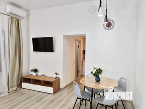 1-к квартира, посуточно, 40м2, 1/18 этаж