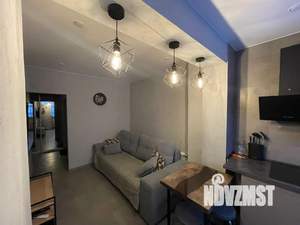 Студия квартира, посуточно, 37м2, 1/6 этаж