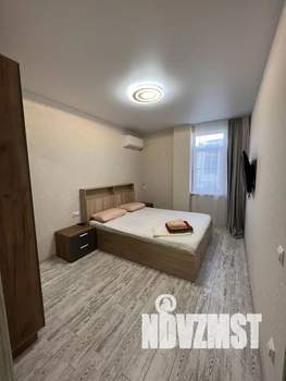 1-к квартира, посуточно, 35м2, 3/6 этаж