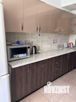 Студия квартира, посуточно, 41м2, 1/5 этаж
