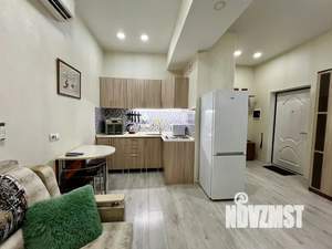 Студия квартира, посуточно, 25м2, 1/19 этаж