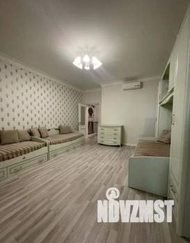 3-к квартира, посуточно, 120м2, 1/1 этаж