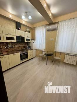 Студия квартира, на длительный срок, 28м2, 1/6 этаж