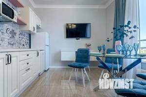 2-к квартира, посуточно, 47м2, 1/1 этаж