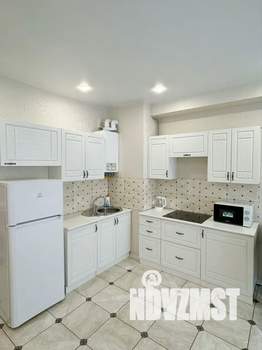 Студия квартира, посуточно, 30м2, 1/4 этаж