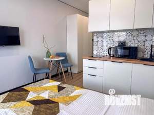 1-к квартира, посуточно, 16м2, 1/1 этаж