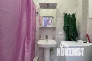 1-к квартира, посуточно, 33м2, 3/3 этаж