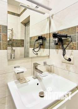 2-к квартира, посуточно, 40м2, 1/1 этаж